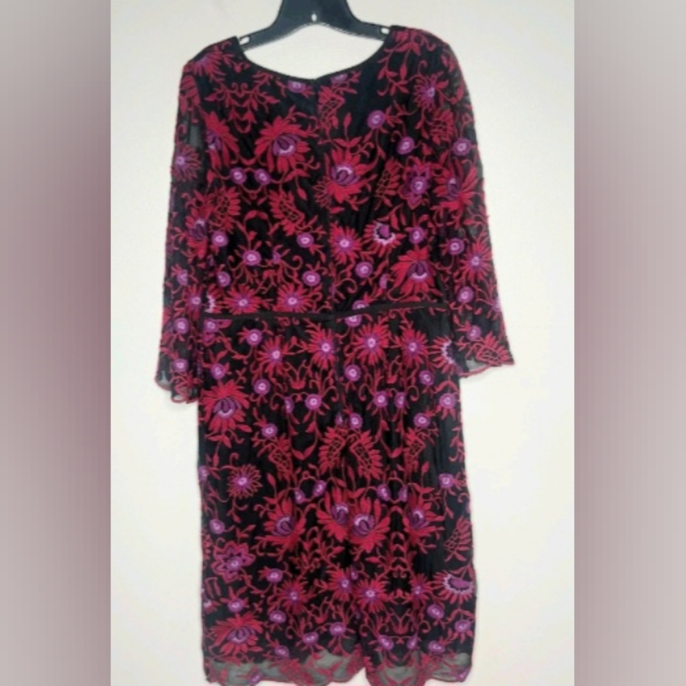 Adrianna Papell Black and Red Midi Dress Size 14